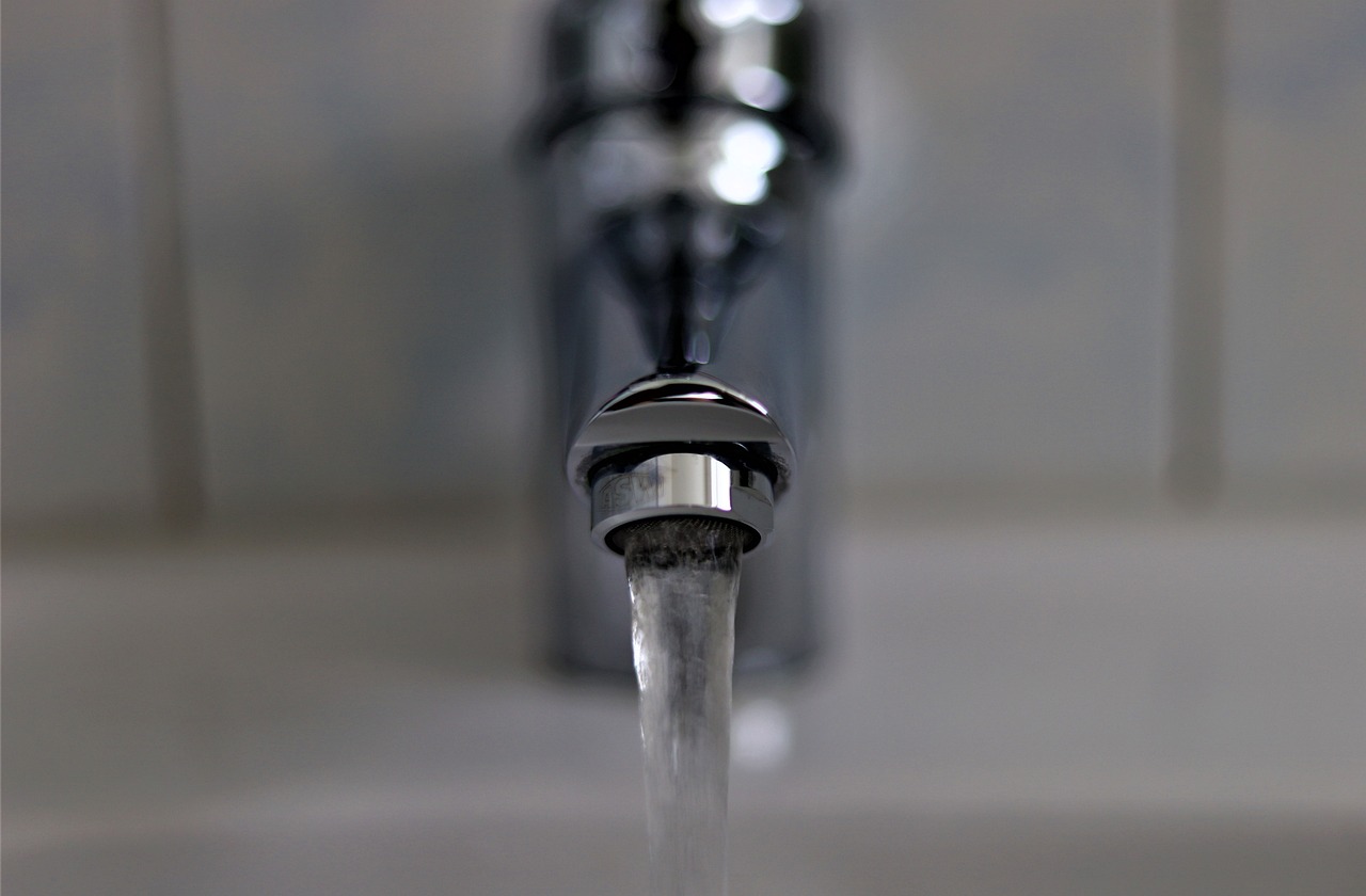 Wassereffiziente Sanitäranlagen: Spülkästen, Armaturen und mehr